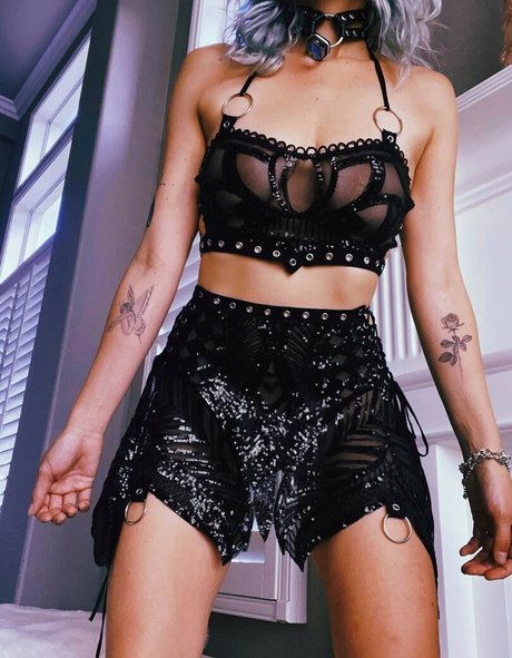 thatfairylem onlyfans leaks