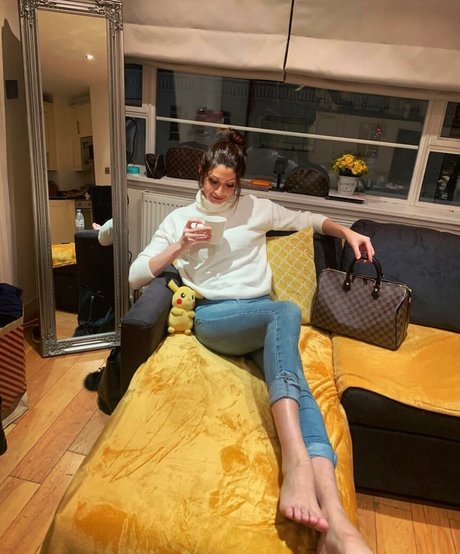 Kimberly Apasara Thomas nude onlyfans