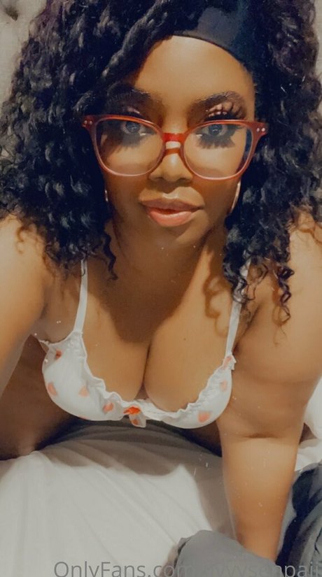 obeygoddesslivvy only fans nude leaks