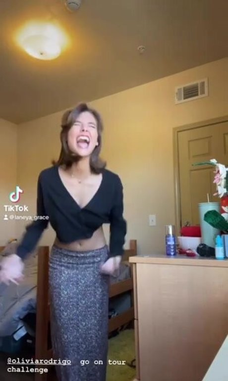 Laneya Grace naked onlyfans