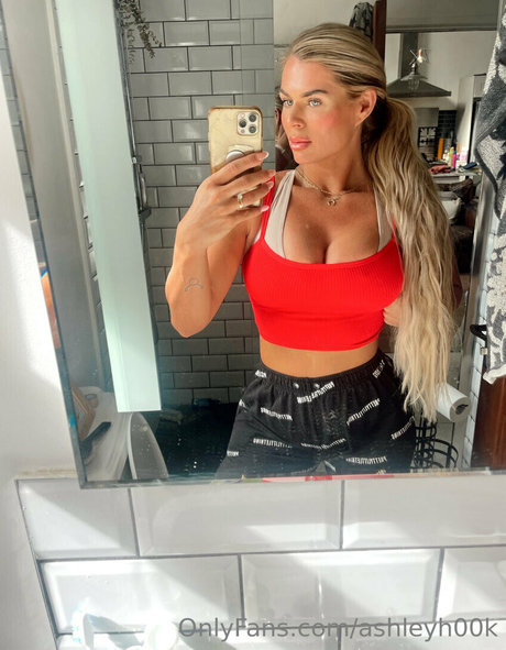 ashleyyyxxxxx onlyfans leaj
