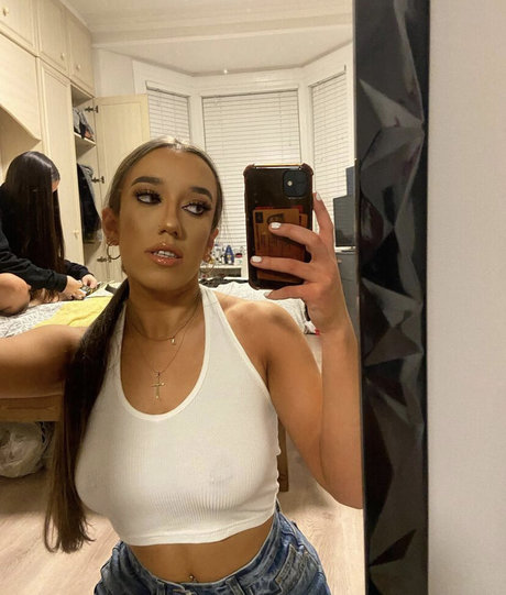 Joanna Davidson en onlyfans