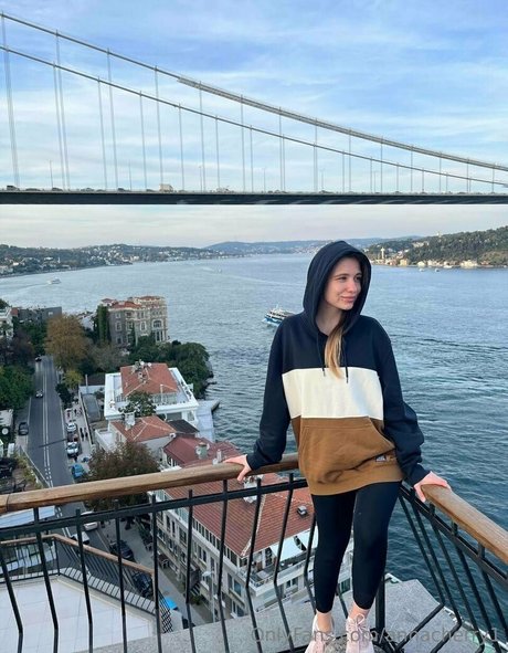 annacherry1 onlyfans leaks