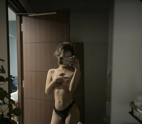 Kelly Kellyinpain onlyfans nudes