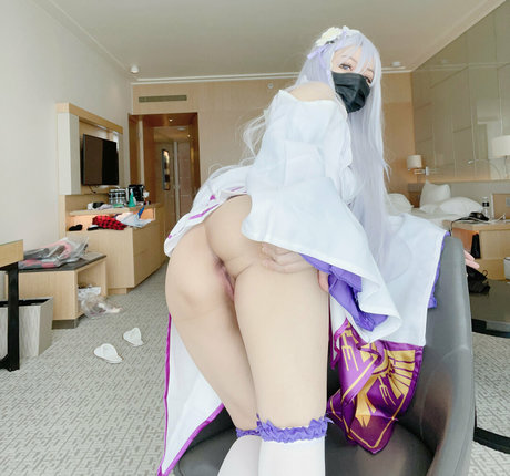 Hinatasama onlyfans leaked pics