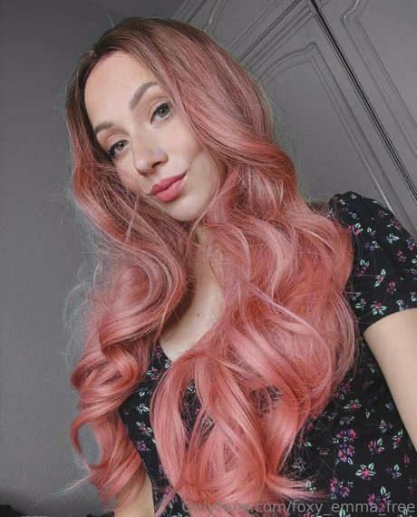 foxy emmma onlyfans strip tease