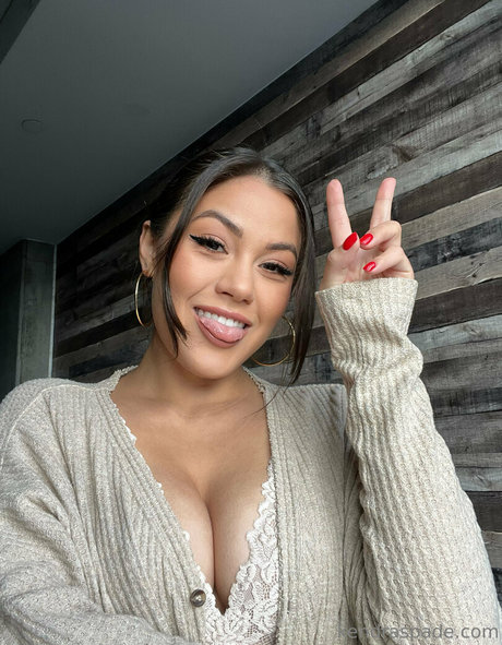 kendraspade onlyfans model