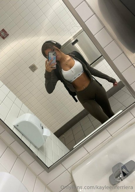 kayleenferriera onlyfans boobs