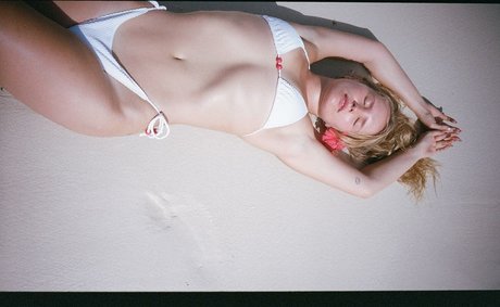 Sailor Brinkley Cook naked onlyfans leaked