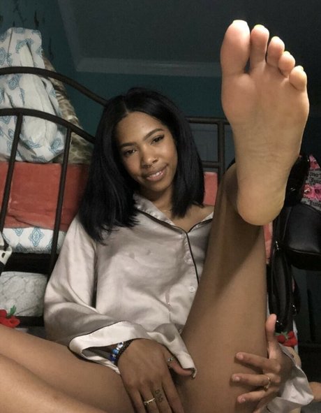 Sinister Simone onlyfans porn