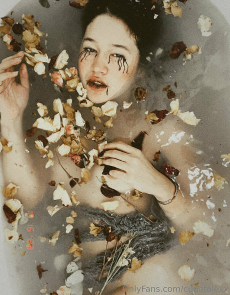 Cupofalexx onlyfans naked porn