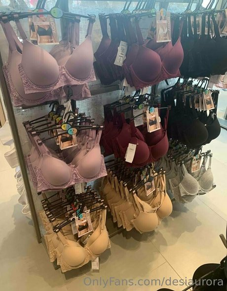 Desiaurora naked on onlyfans