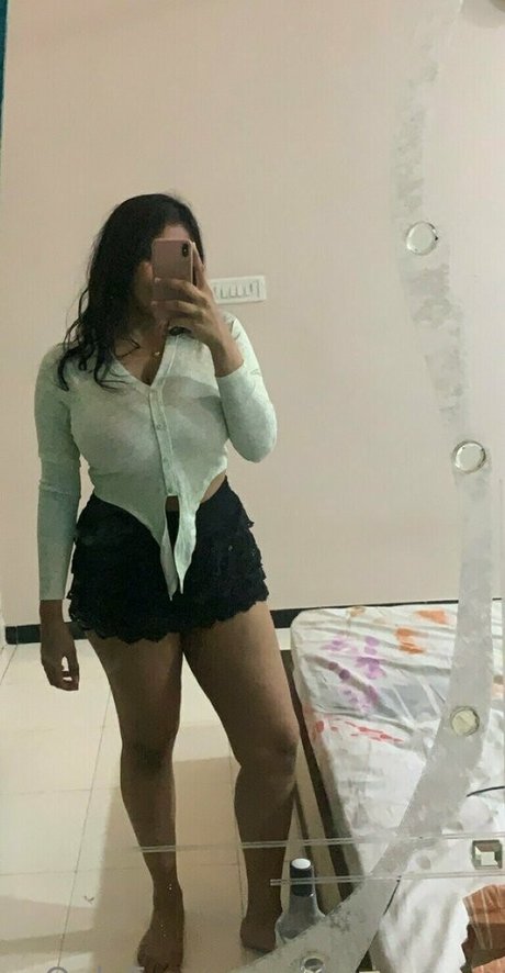 Desiaurora nude only fans