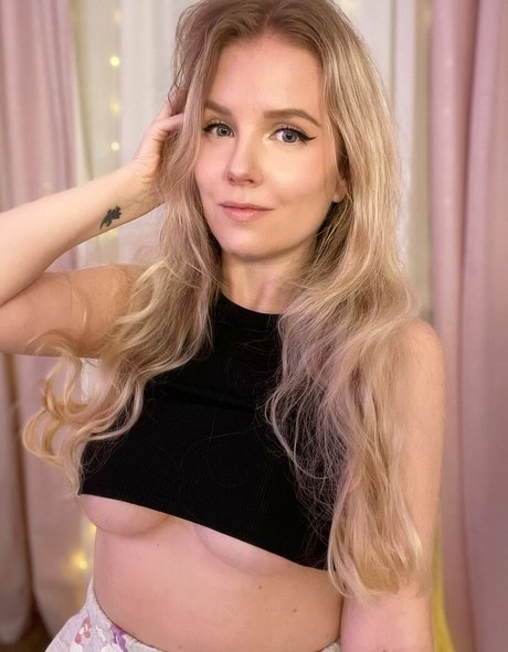 Imsessis nude onlyfans leak