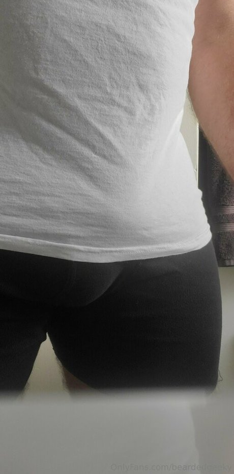 beardedgeeky onlyfans nudes