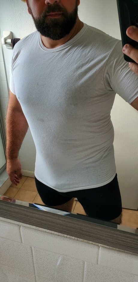 beardedgeeky xxx only fans