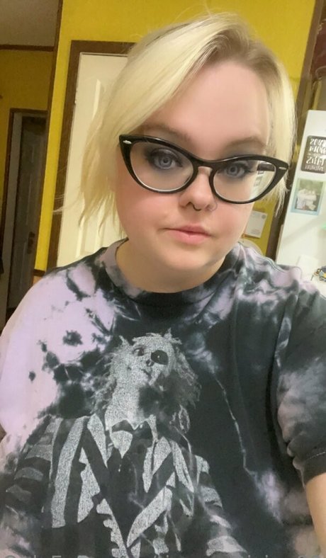 tinymortician89 onlyfans leak nudes