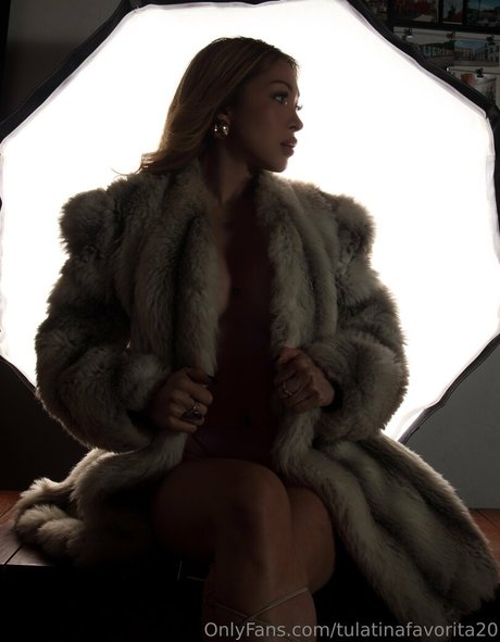 Yvicrowned onlyfans naked