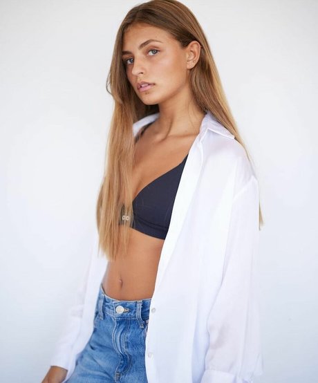 Lee Ann Ben Hamo nude onlyfans leaks