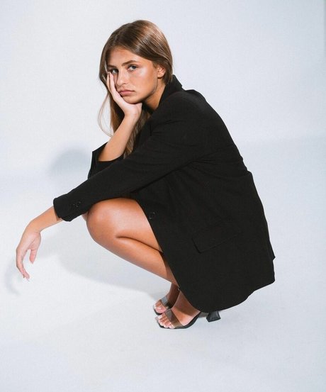 Lee Ann Ben Hamo only fans pic