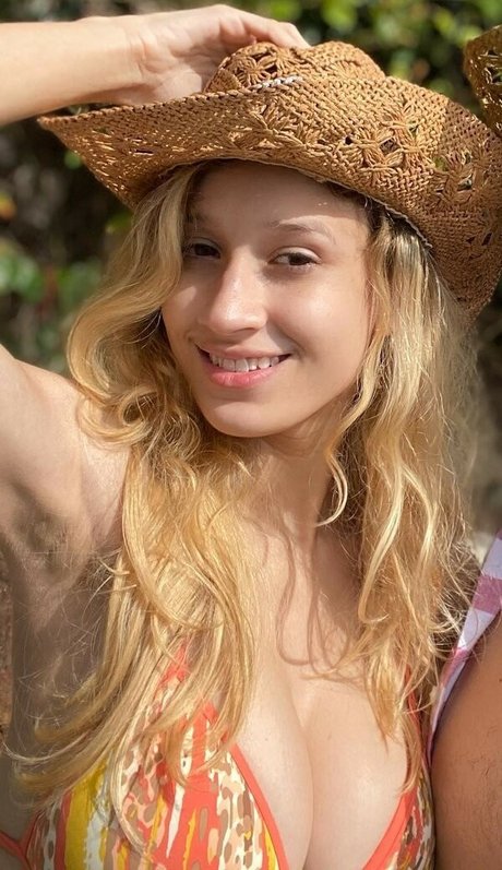 Maria Monteiro onlyfans sex leak