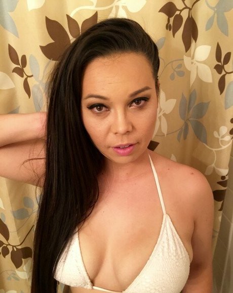 Molly Songbird free onlyfans