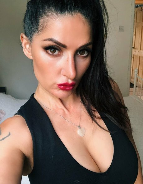 Hottash33 porn onlyfans