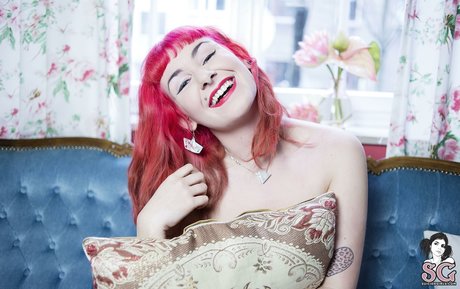 _karmina_ nude onlyfans