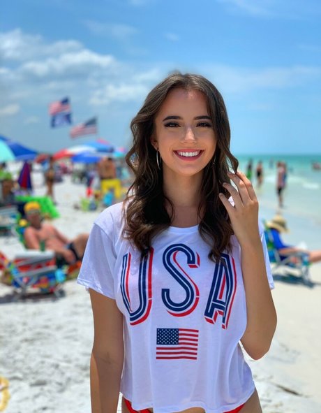 Ashley St Clair onlyfans tits