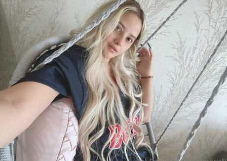 babycaroofficialllll nude onlyfans leak