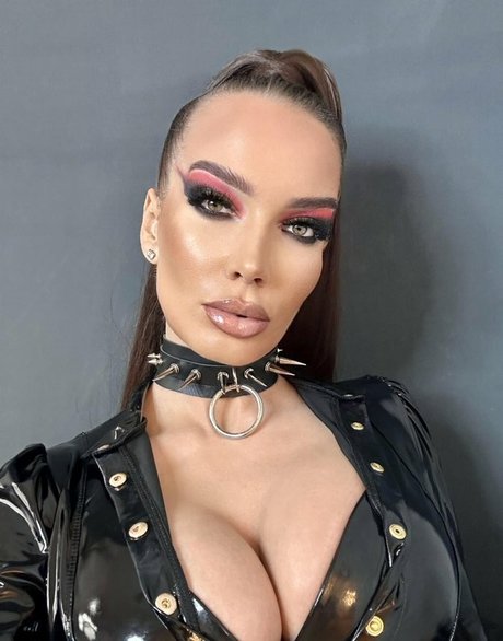 Mistress Ultraviolence onlyfans leams