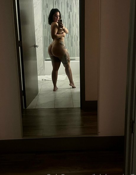 lolobarreiro7 onlyfans leaks naked