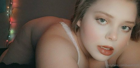 bunny lj onlyfans model photo