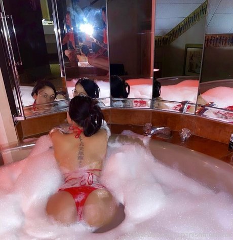 spanishmamixox onlyfans nudes