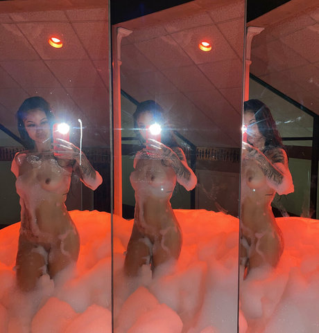 spanishmamixox onlyfans leaked nude