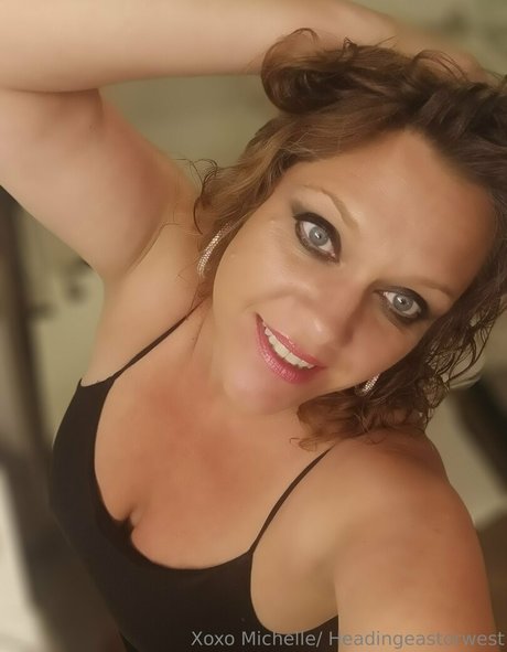 headingeastorwest onlyfans fotos