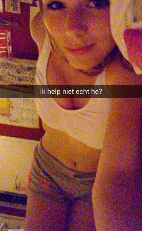 Puckmoonen onlyfans strip tease