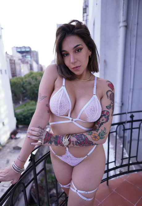 lucianamilessix leaked onlyfans nude