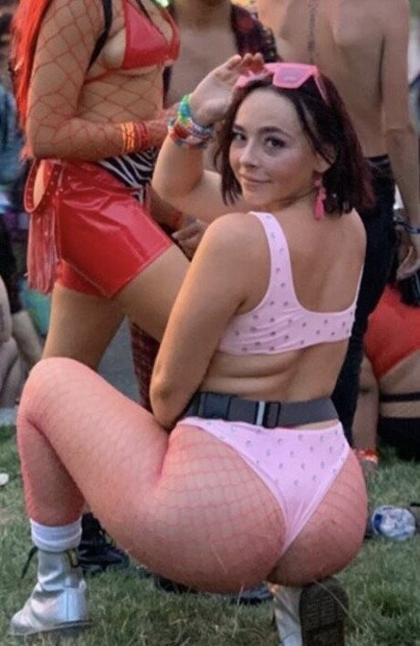 PeachsnBean onlyfans sextape leak