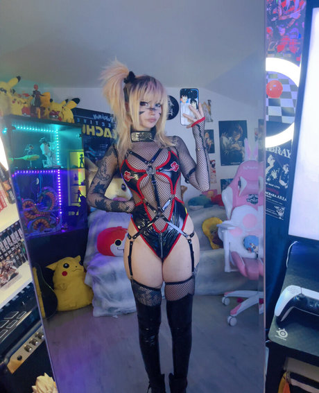 reitoozaru onlyfans content