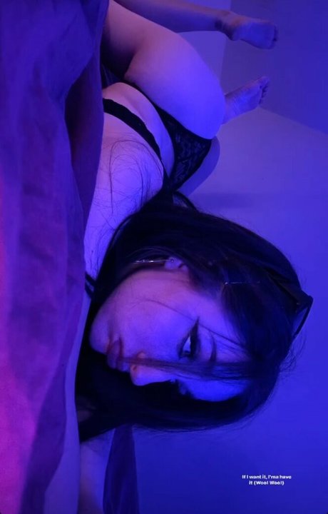 Luna Foster onlyfans nudes leaks