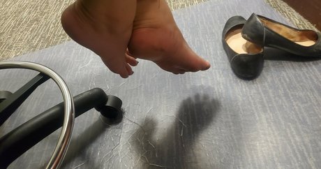 missfeetstinkvip onlyfans naked leaks