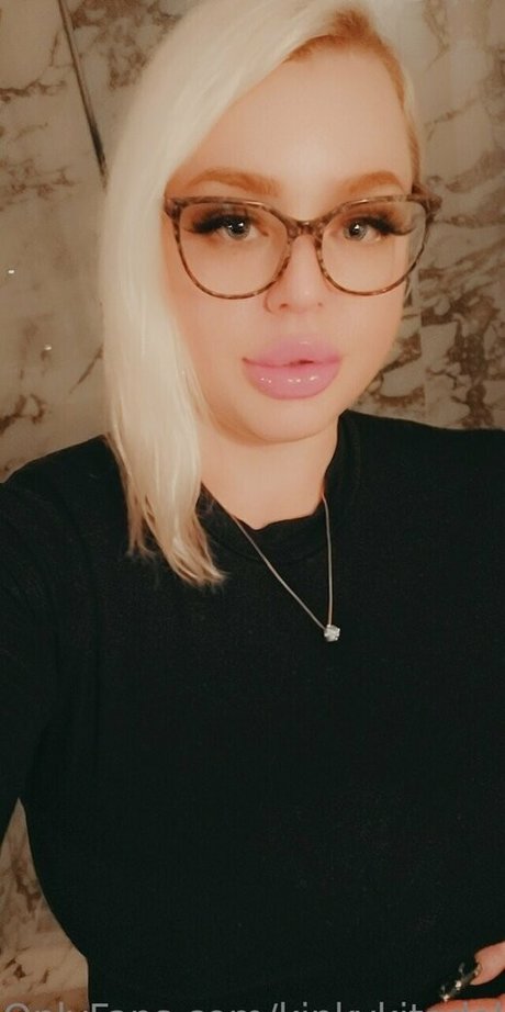 kinkykitadoll onlyfans porn nude