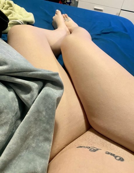 prettypetty1 onlyfans leak naked