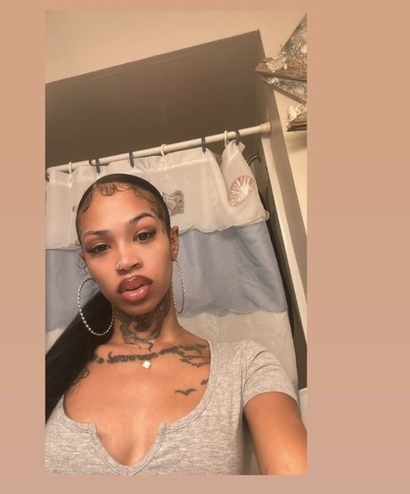 Cynthia Rose feet onlyfans