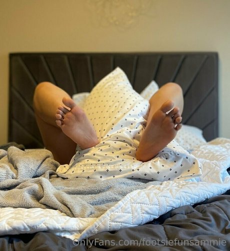 footsiefunsammie onlyfans images