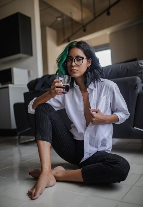 Sailor Gwen onlyfans images