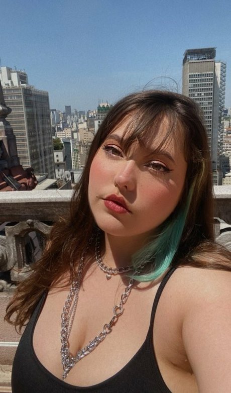 RED Mariana onlyfans naked