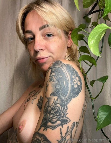 vesperrain onlyfans de