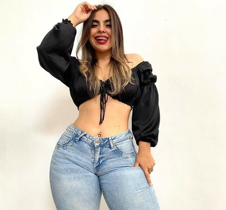 Thaily Delgado only fans pic